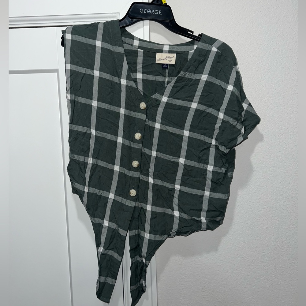 Green and White Plaid Button Up Blouse